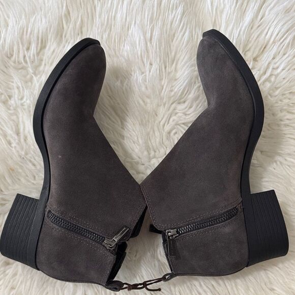 Kenneth Cole Women's Suede Gray Ankle Boots Size 7.5 NWOT - Picture 7 of 9
